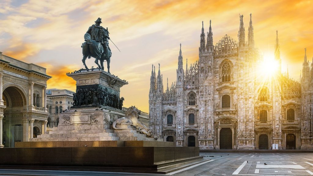 Milano Italia - Piazza Duomo